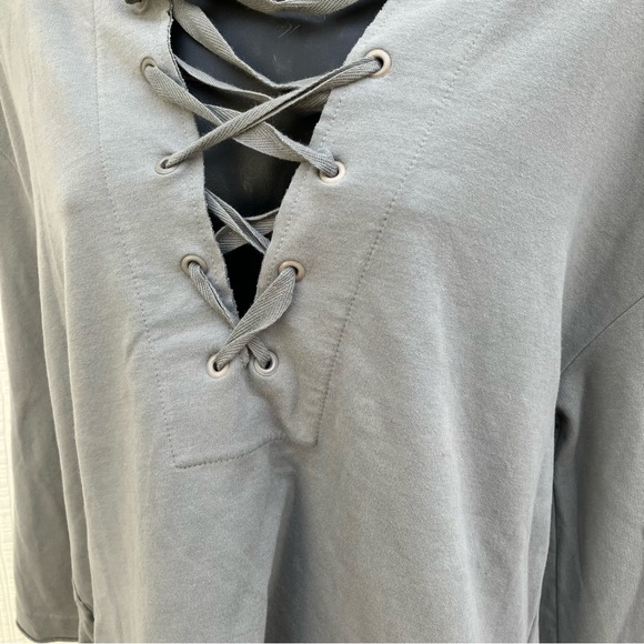 Skin organic cross tie front oversized sweatshirt, size small. - Picture 3 of 12